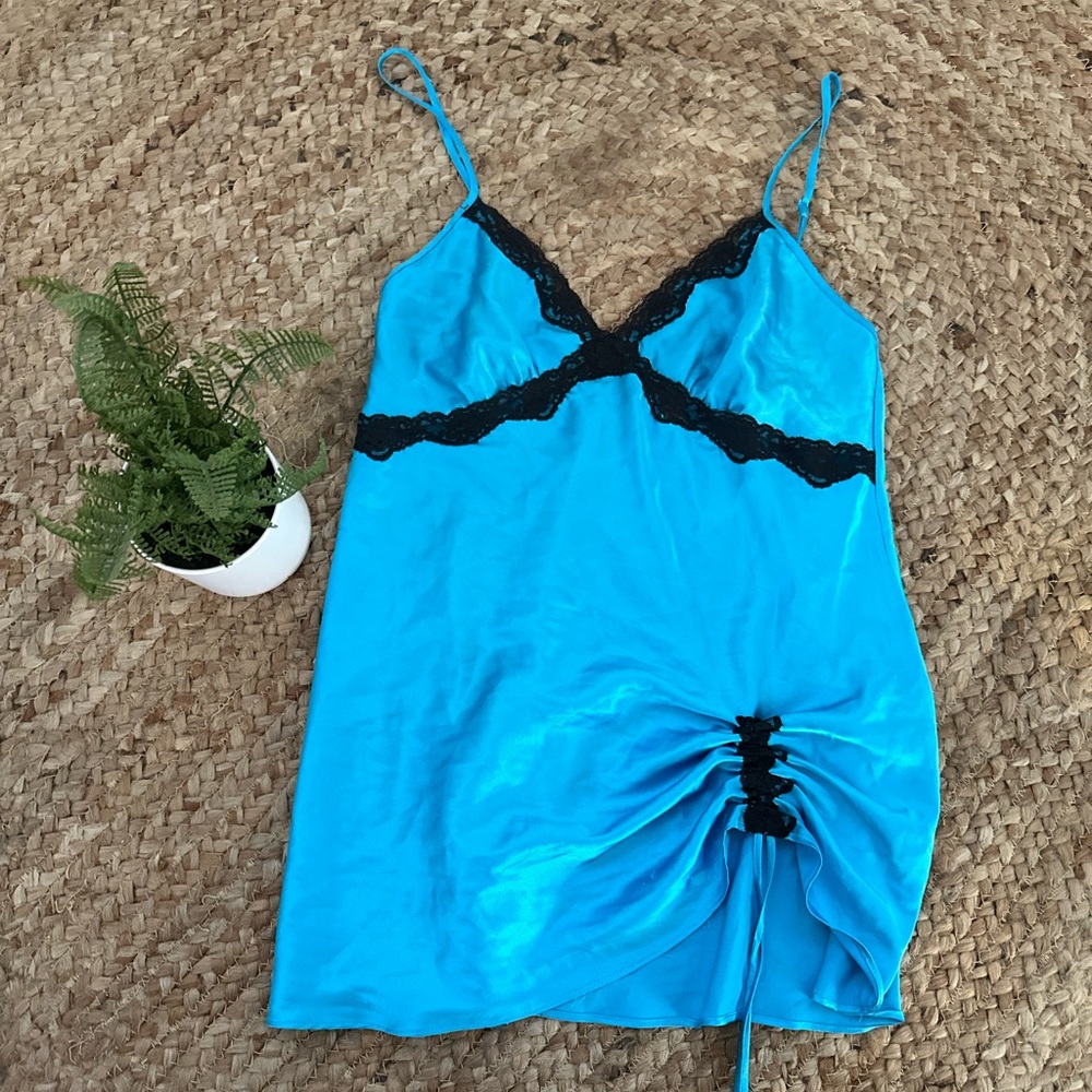 VICTORIA’S SECRET SLIP